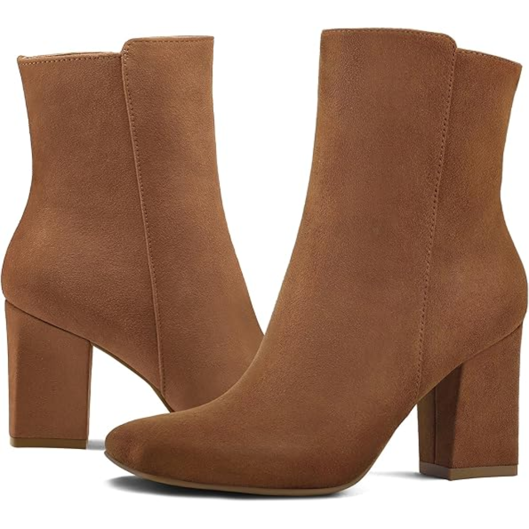 Stijlvolle Jamie enkellaarsjes: modieuze zwarte dameslaarzen met chunky blokhak en vierkante neus.