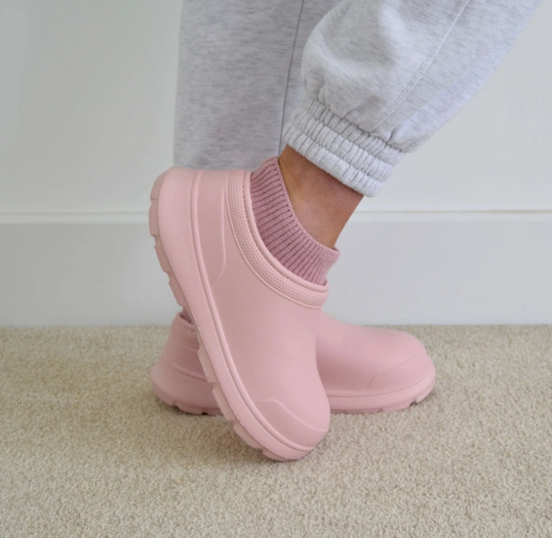 Dames Mireille clogs: antislip zool en wolkendemping voor comfortabel lopen, weer of geen weer.