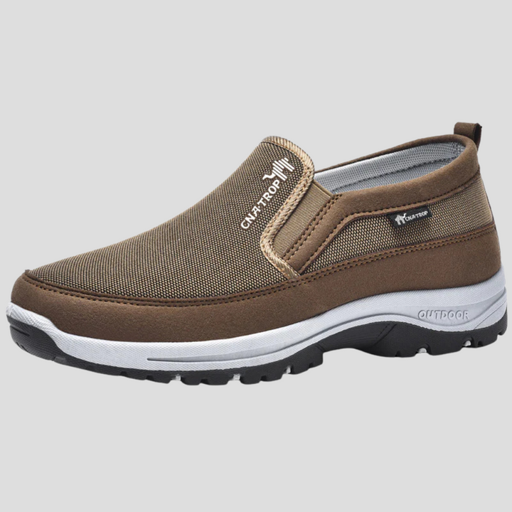 Heren comfort steunschoenen met optimale voetondersteuning en stevige zool. Ideaal voor dagelijks casual gebruik.