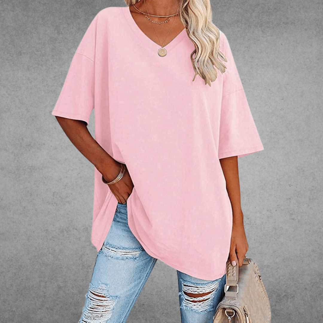 Perfect zomer T-shirt: oversized dames V-hals met comfortabele, casual relaxte pasvorm. Trendy en veelzijdig.