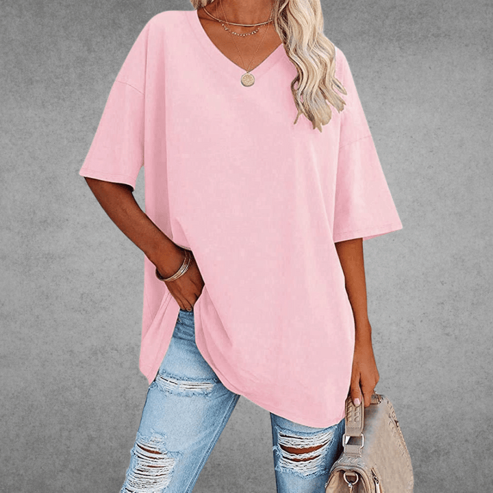 Perfect zomer T-shirt: oversized dames V-hals met comfortabele, casual relaxte pasvorm. Trendy en veelzijdig.