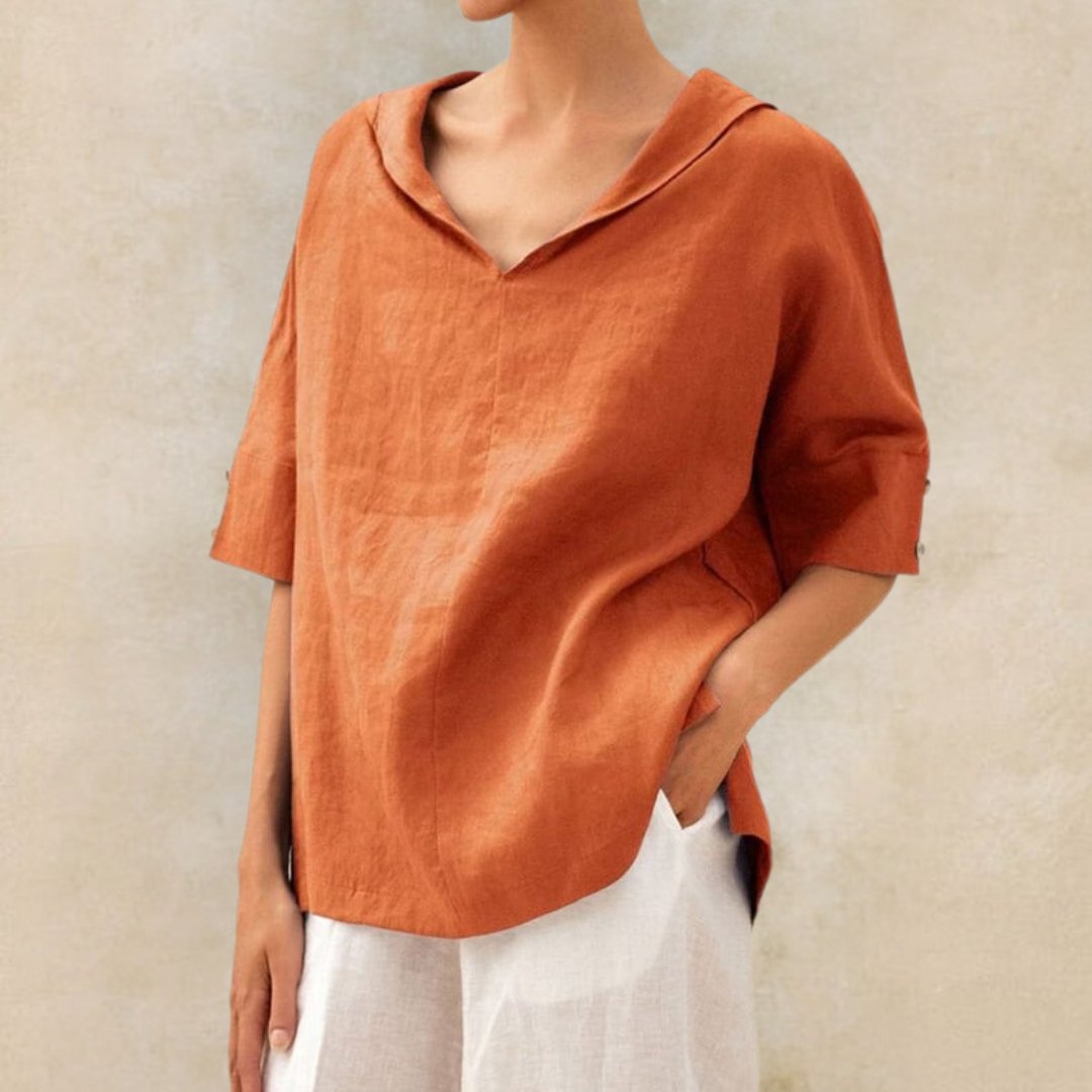Luchtig dames V-hals overhemd voor optimaal comfort. Deze casual top is stijlvol en perfect voor de helejaars mode.