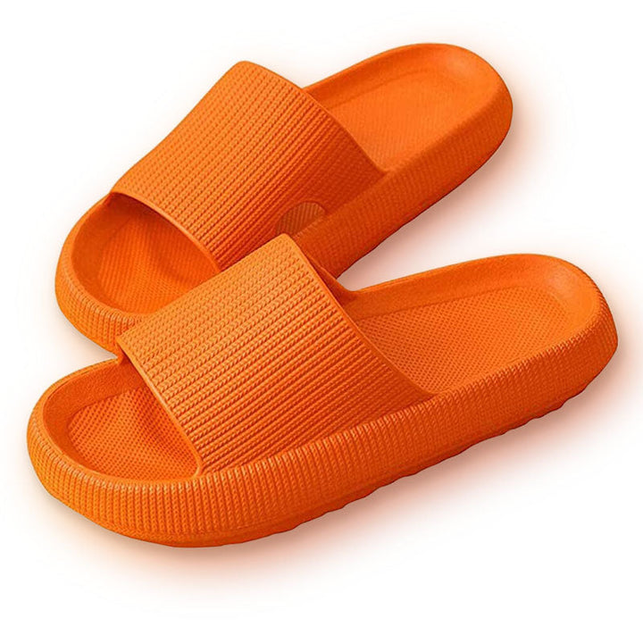 Veilige antislip zool van de unisex wolk slippers voorkomt uitglijden, voor optimaal loopcomfort.