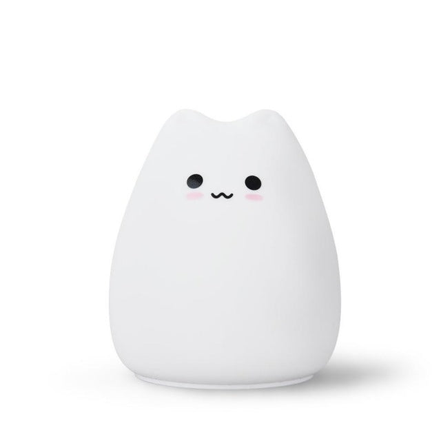 Schattige, speelse kattenlamp verlicht kinderkamer. Zachte, aanraakbare siliconen kindernachtlamp met kleurrijke LED.