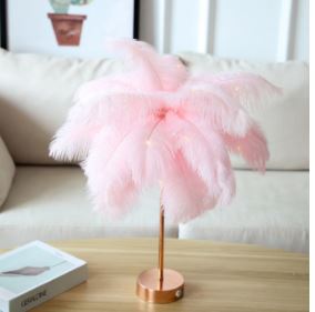 Decoratieve verenlamp voor woonkamer decoratie. Elegante LED sfeerlamp voegt stijl toe aan je huisinterieur.