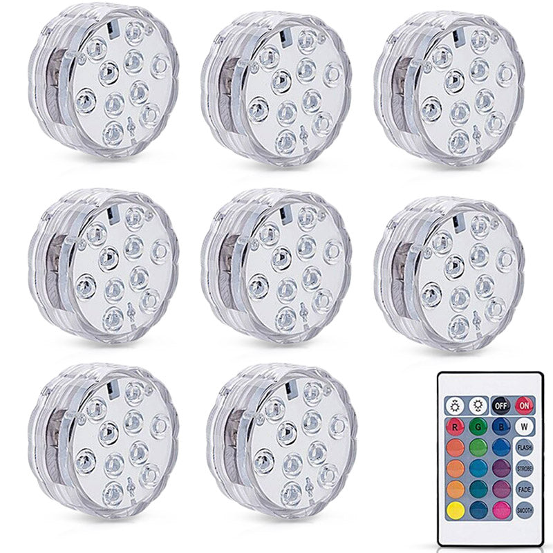 Close-up van een waterdichte LED sfeerlamp die fel blauw licht uitstraalt in het donker.