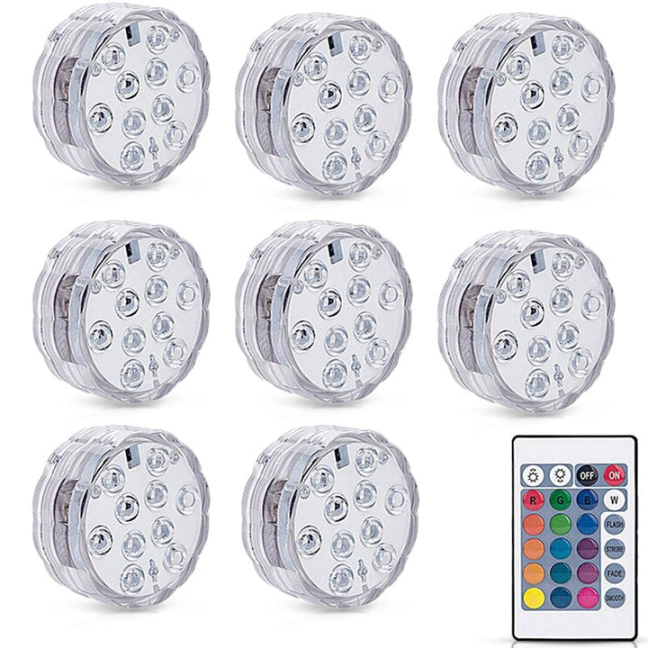 Close-up van een waterdichte LED sfeerlamp die fel blauw licht uitstraalt in het donker.