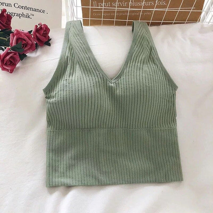 Comfortabele damesbeha, naadloos en flexibel, voor onzichtbare ondersteuning onder kleding.