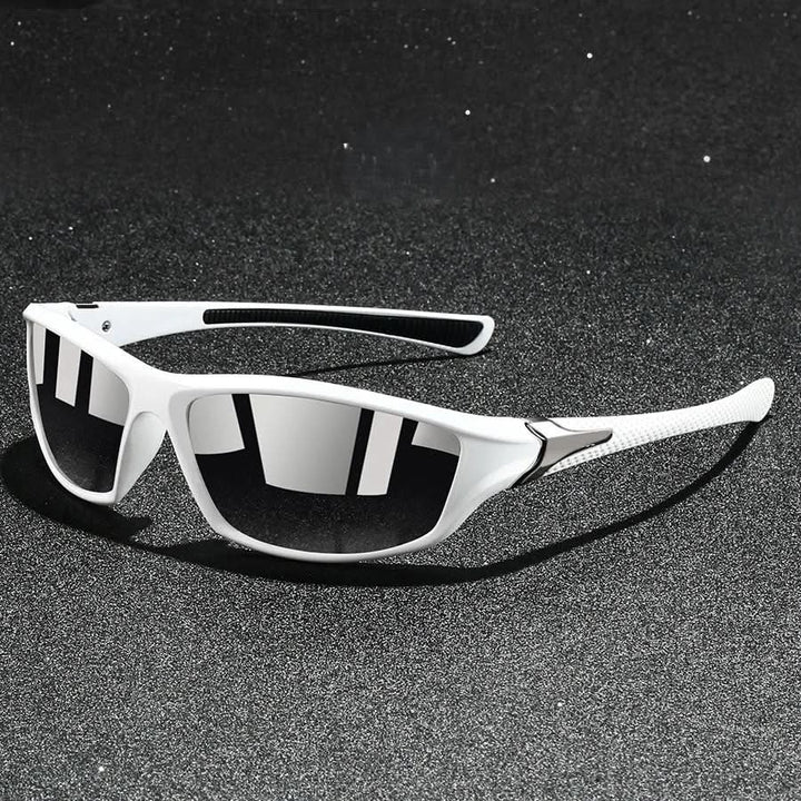 Productfoto: unisex sportzonnebril. Gepolariseerde UV400 lenzen, lichtgewicht montuur en comfortabele pasvorm.