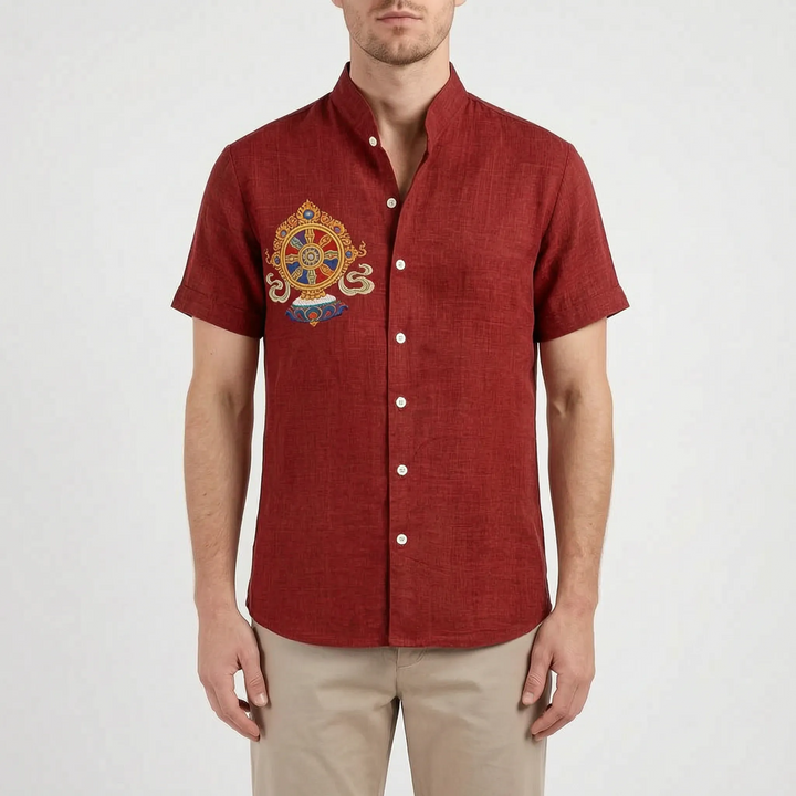 Zomerse heren top met korte mouwen, perfect als button-down overhemd voor ontspannen dagen.