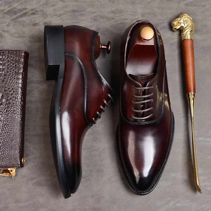 Elegante bruine Oxford veterschoenen voor heren, een klassieke keuze voor zowel formele als informele stijl.