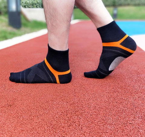 Comfortabele lichtgewicht veiligheidsschoenen voor heren, bieden antislip grip en essentiële bescherming op de werkvloer.