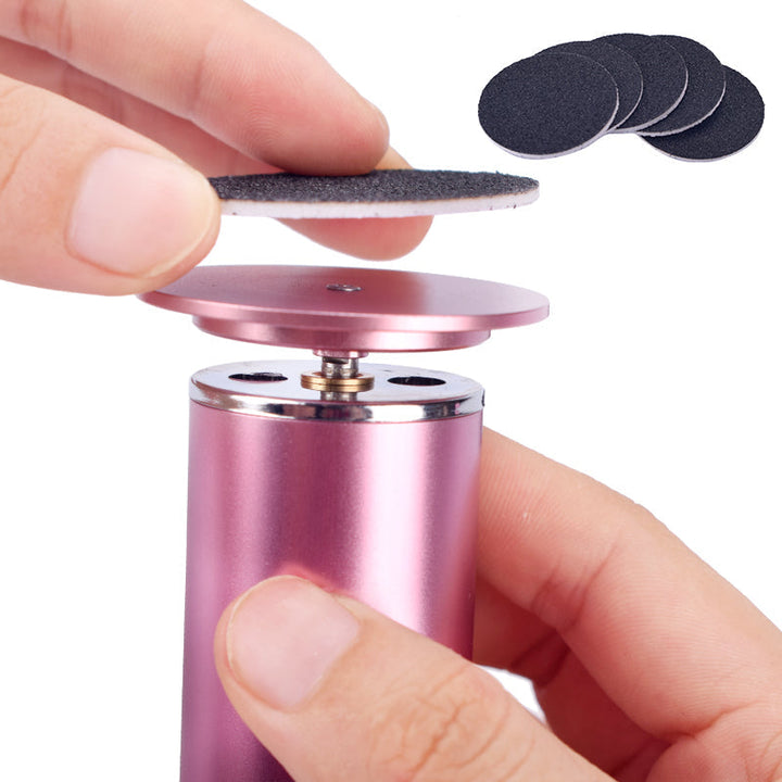 Roze USB oplaadbare elektrische eeltverwijderaar, perfect voor thuis voetverzorging en zachte voeten.