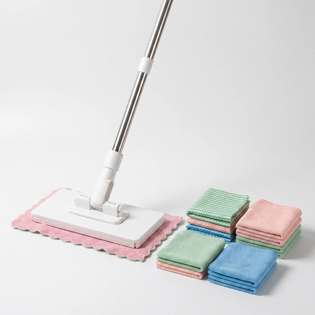 Microvezel vloermop met klem voor streeploos reinigen. Geschikt voor alle vloertypes, houdt handen schoon.