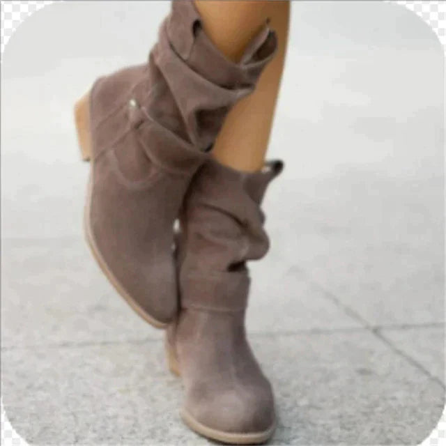 Modieuze dames enkellaarzen Luna met lage hak, perfect voor wintercomfort. Trendy casual schoenen in kleuren zoals bruin en donkergrijs.