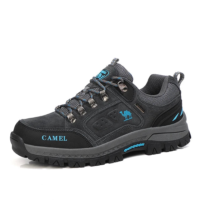 Wandelschoenen in de bergen, perfect voor hiking avonturen; ademend comfort en betrouwbare grip.