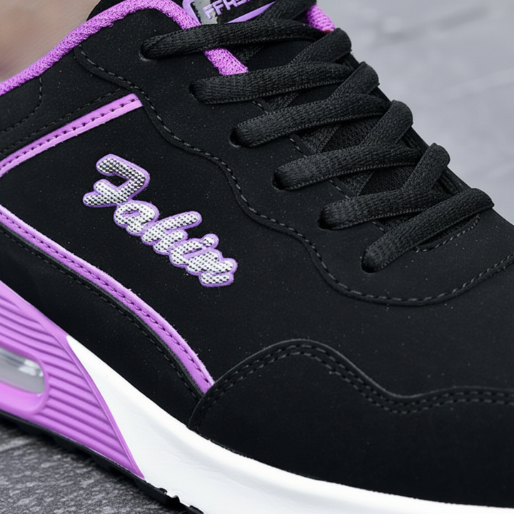 Kleurrijke waterdichte dames sneakers Maggie, lichtgewicht en antislip, perfect voor comfort en stijl.