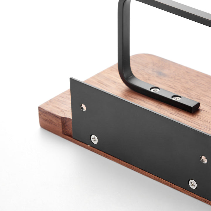 Hygiënische houten toiletrolhouder met telefoonhouder, praktisch opbergen en trendy design voor elke badkamer.