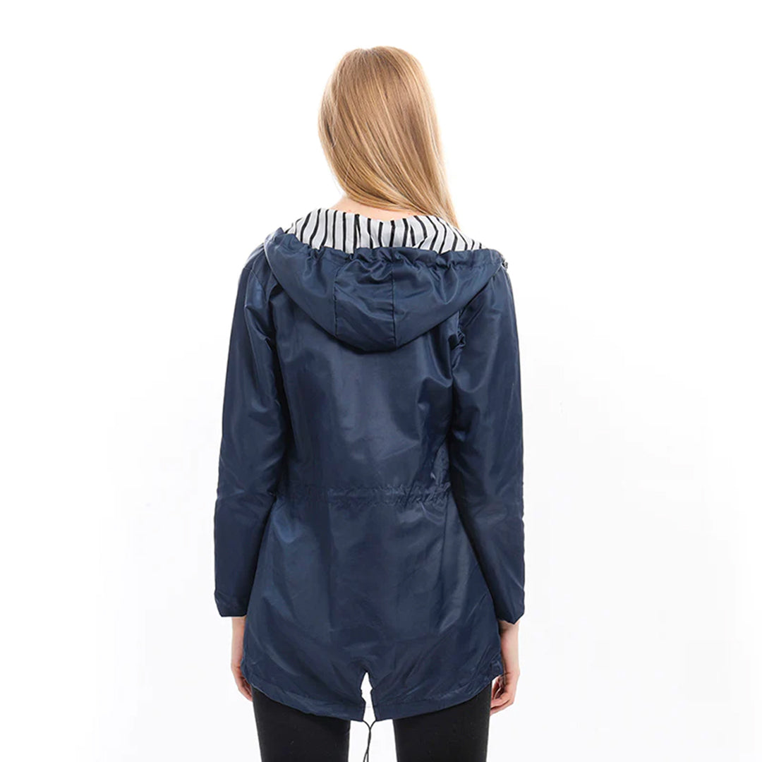 Angelique damesparka: een waterdichte en stijlvolle jas voor elk weertype. Perfecte outdoorkleding.