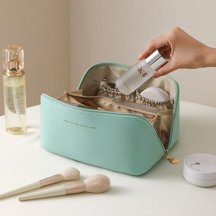 Premium make-up tas 'Deluxe', ultieme organisatie voor dames cosmetica. Luxe beauty accessoire.