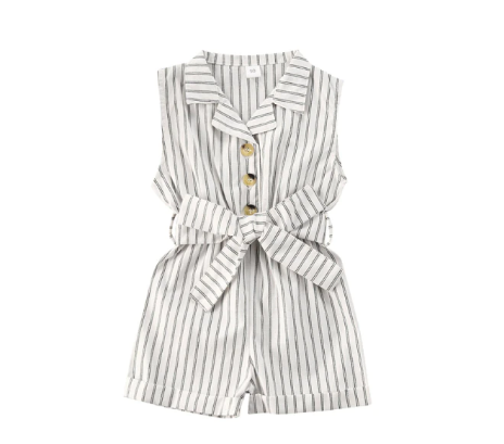 Peuter jumpsuit in zachte stof, modieuze kinderkleding voor eindeloos zomerplezier.