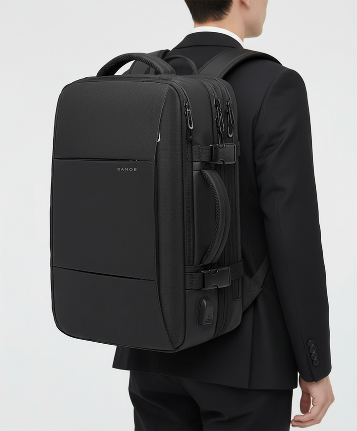 Professionele waterdichte laptoptas voor zakenreizen, met veilige laptopbescherming en veel ruimte.