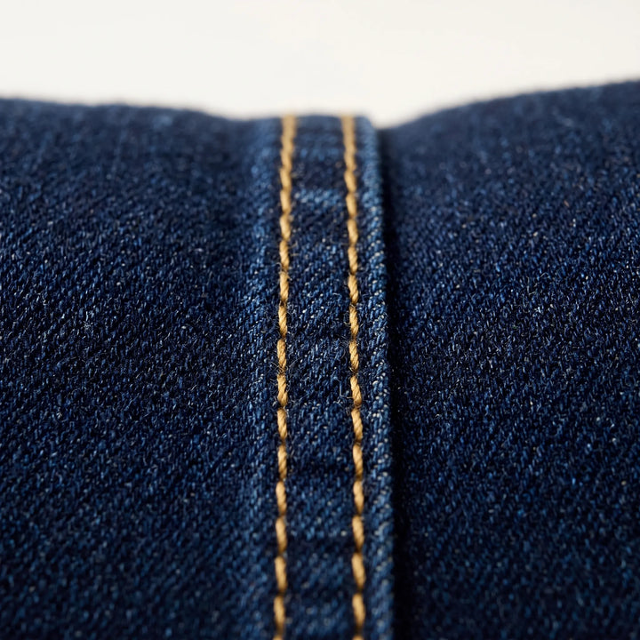 Trendy dames wijde jeans met hoge taille, donkerblauw en gedetailleerde naden, een stijlvolle toevoeging aan damesmode.