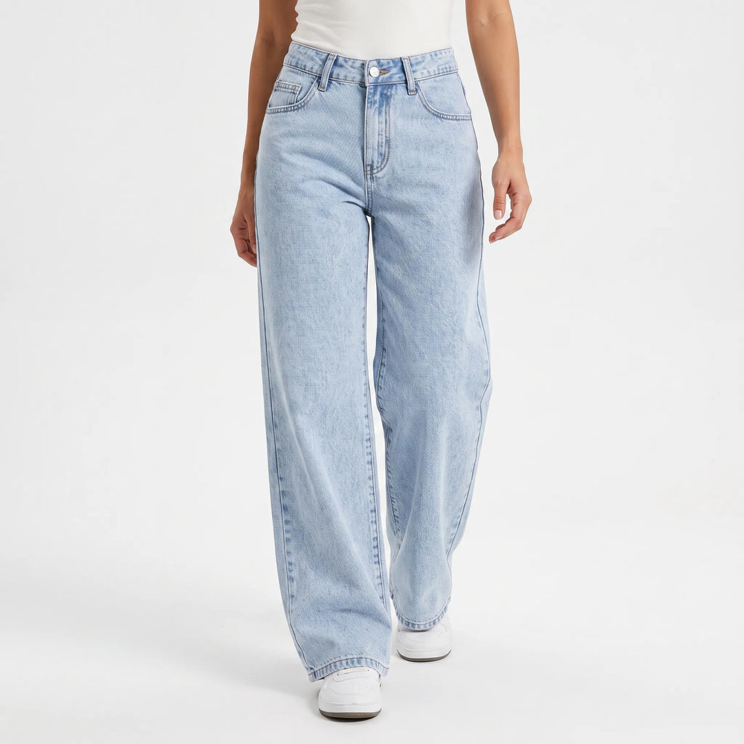 Comfortabele dames jeans met wijde, rechte pijpen en middelhoge taille. Perfecte stretch spijkerbroek.
