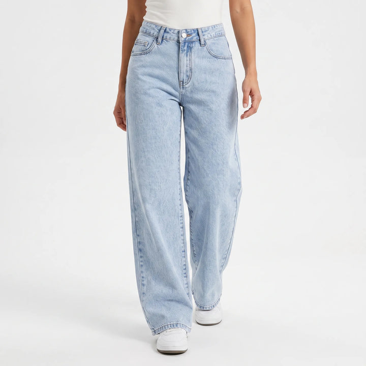 Comfortabele dames jeans met wijde, rechte pijpen en middelhoge taille. Perfecte stretch spijkerbroek.
