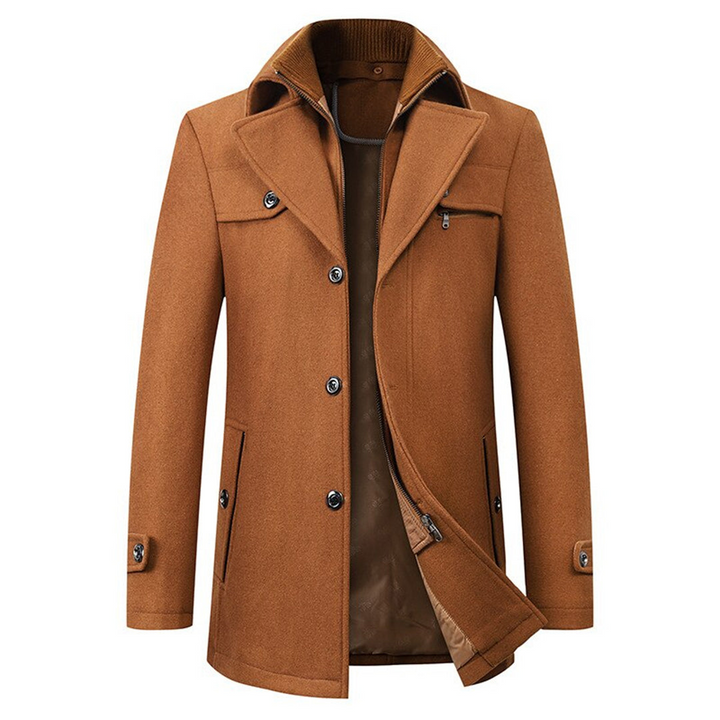 Warme heren winterjas met rits en knopen. Essentiële winterkleding voor koude dagen, elegante snit.