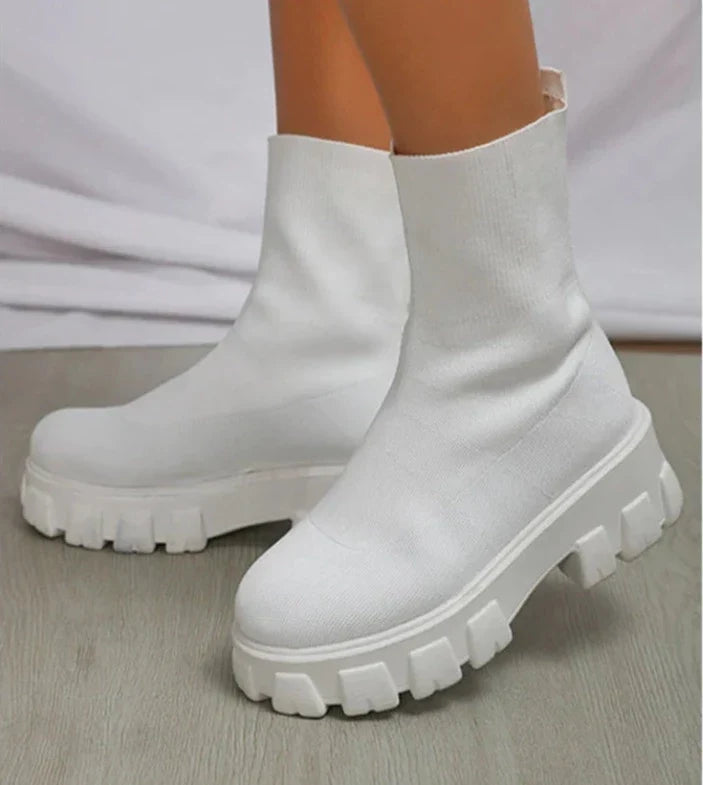 Moderne Shanna dames enkellaarsjes: Tijdloos design, perfect voor een zomerse en stijlvolle look.