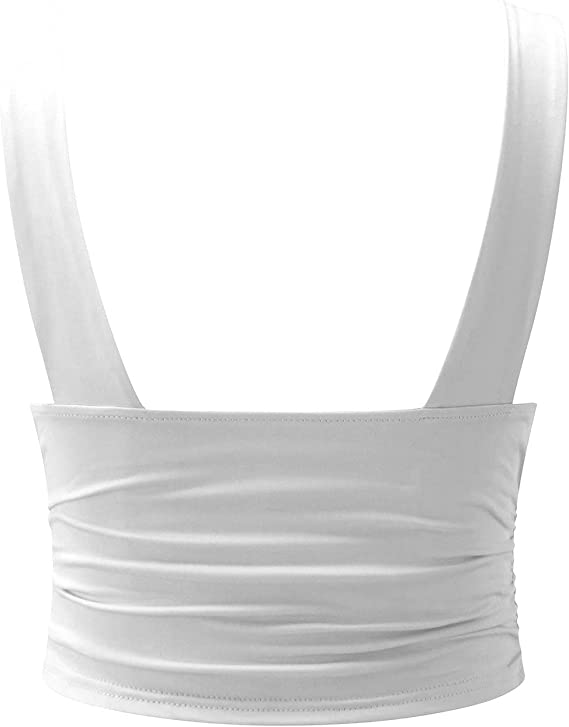 Detail van de verfijnde ruches op een elegante witte damestop met V-hals. Perfecte zomerkleding.