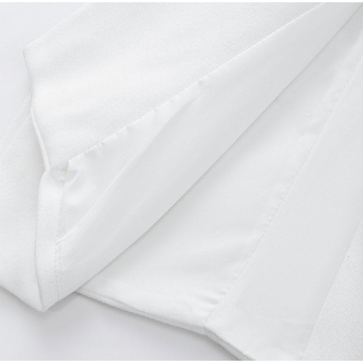 Elegante lange buitenjas voor dames, modieus en comfortabel om te dragen.