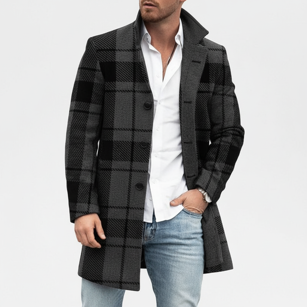 Stijlvolle herenmantel met klassiek ruitpatroon; een comfortabele en warme keuze voor herfst en winter.
