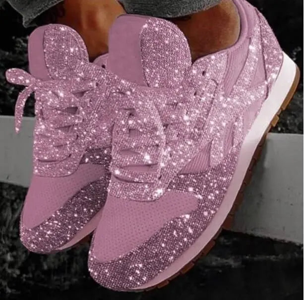 Trendy dames vetersneakers 'Leona' met sprankelende glitter, gecombineerd met sportief comfort voor elke dag.
