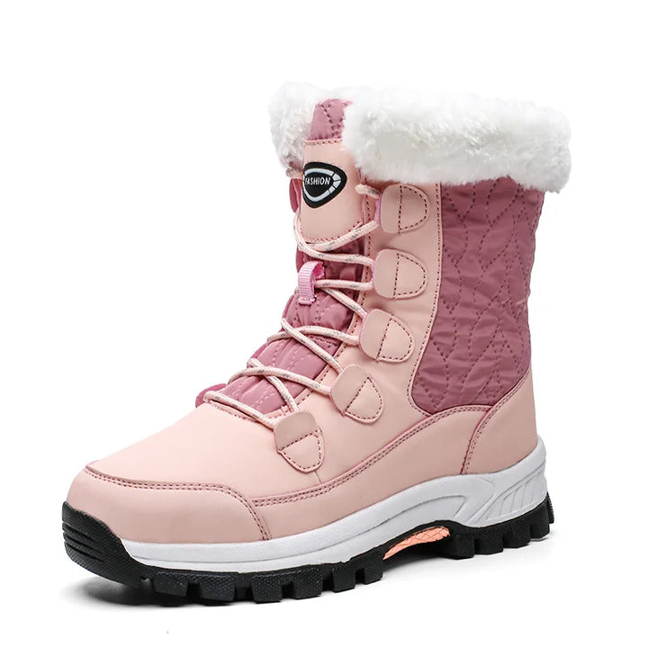 Moderne Aurora dames winterlaarzen die warmte en stijl bieden tijdens wandelingen in de sneeuw.