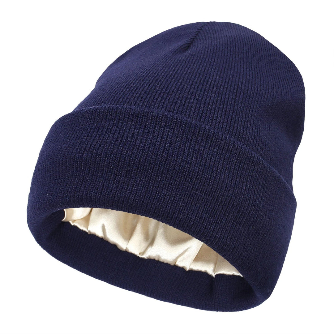Ademende zijden dames beanie, zacht voor optimaal haarcomfort en effectieve warmte.