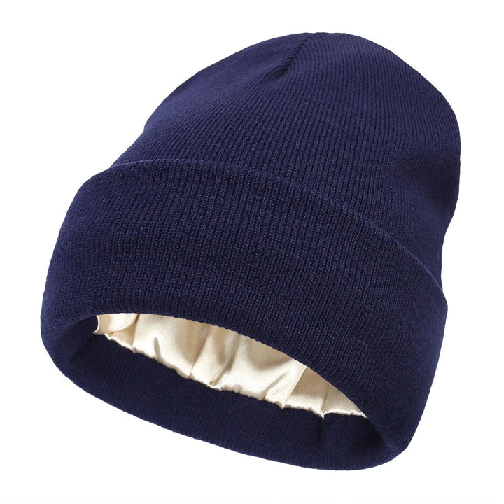 Ademende zijden dames beanie, zacht voor optimaal haarcomfort en effectieve warmte.