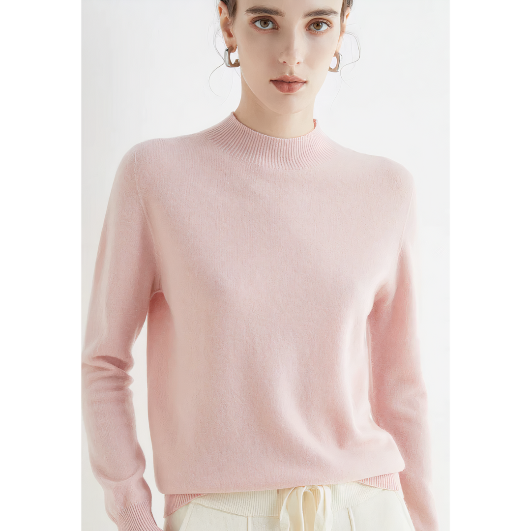 Hoogwaardige luxe dames kasjmier trui Evelina. Zachte, duurzame gebreide trui met elegante uitstraling.