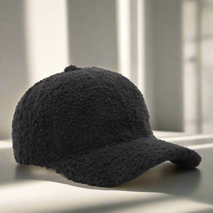 Casual winterpet, zacht en verstelbaar, perfect accessoire voor dagelijks gebruik.