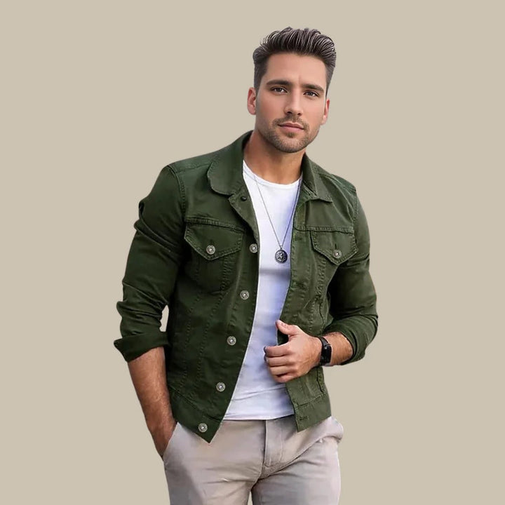 Klassiek mannen denimjack, tijdloze stijl en duurzame spijkerstof, perfect voor casual herenkleding.