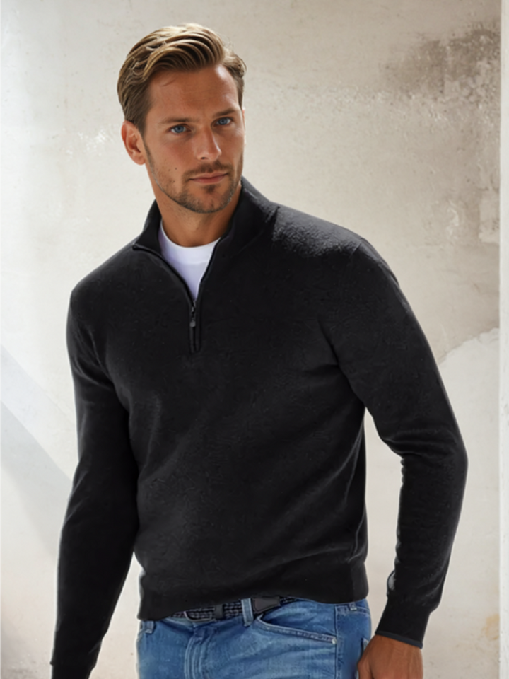 Zwarte heren rits trui. Stijlvolle sweater voor zakelijke casual outfits of ontspannen momenten.