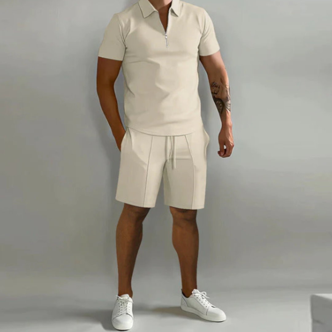 Heren zomer sportset Dario: comfortabele tweedelige outfit met polo met rits en shorts voor actieve mannen.