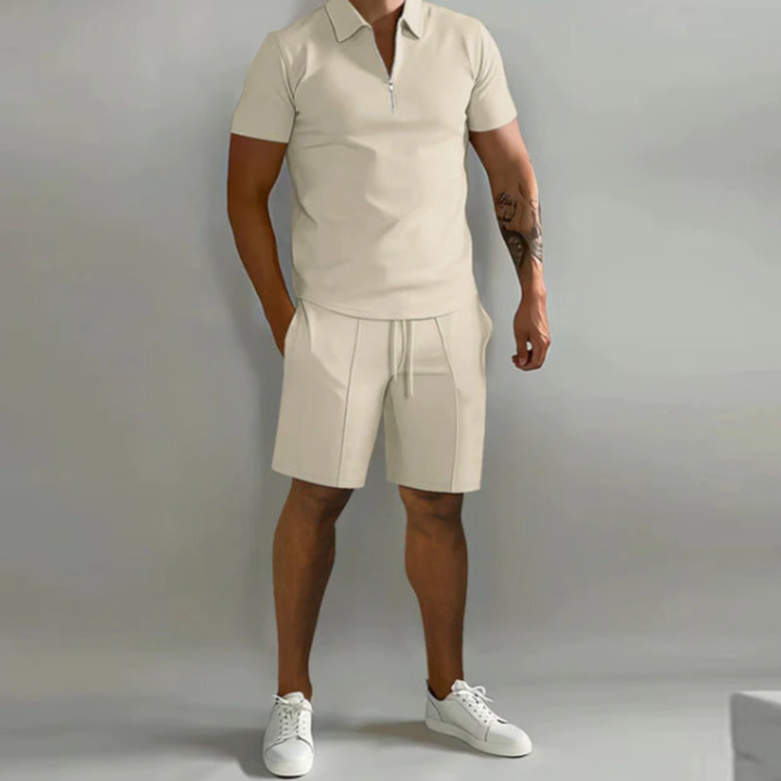 Heren zomer sportset Dario: comfortabele tweedelige outfit met polo met rits en shorts voor actieve mannen.