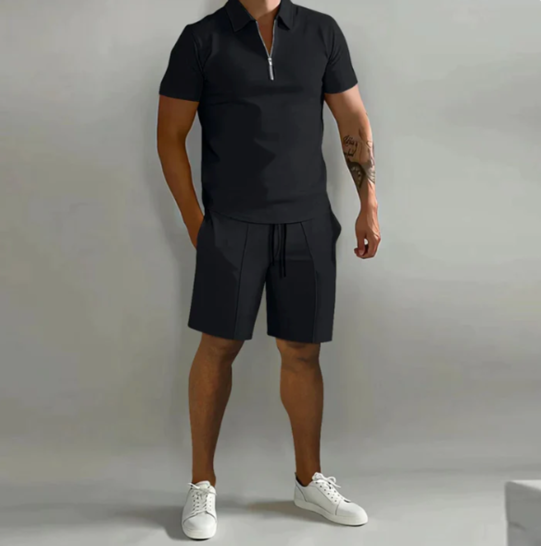 Veelzijdige heren zomer sportset Dario; sportkleding en casual set met polo & shorts voor diverse gelegenheden.
