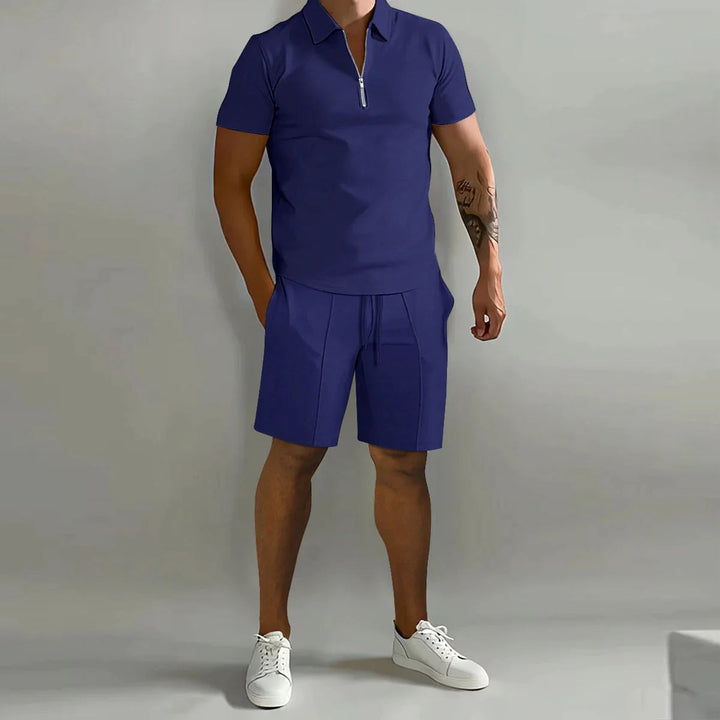Ademende heren zomer set, bestaande uit een comfortabel poloshirt en een luchtige korte broek voor optimaal comfort.