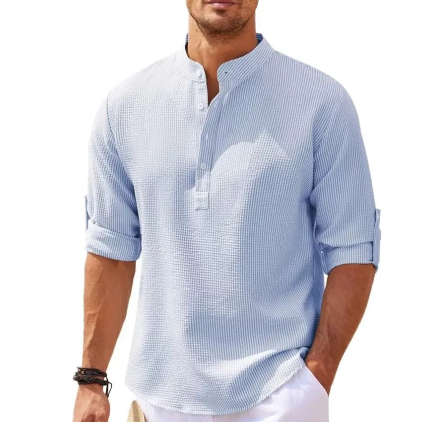 Lichtgewicht, ademend heren knoopshirt met staande kraag, voor een stijlvolle en comfortabele zomer.