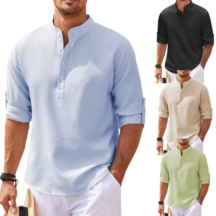 Comfortabel heren knoopshirt voor de zomer, met ademende stof, lange mouwen en moderne staande kraag.