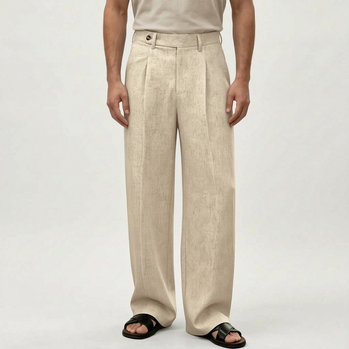 Gedetailleerde foto van heren zomerbroek, wijde pijpen en comfortabele stof, perfect voor hitte.
