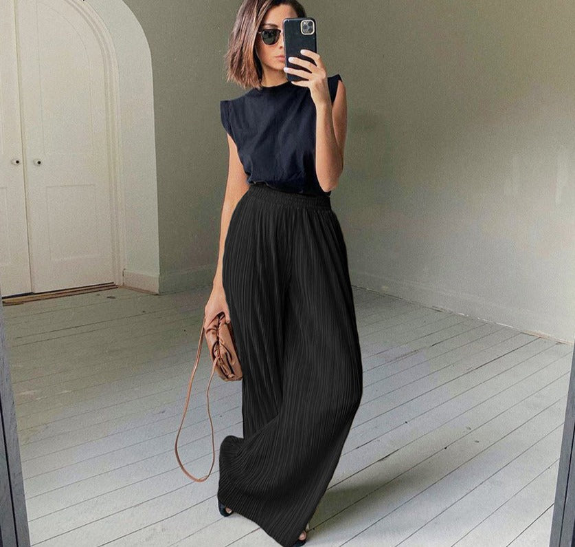 Zomers Evita dames ensemble; lichte en comfortabele outfitset voor warme dagen, elegant en luchtig.